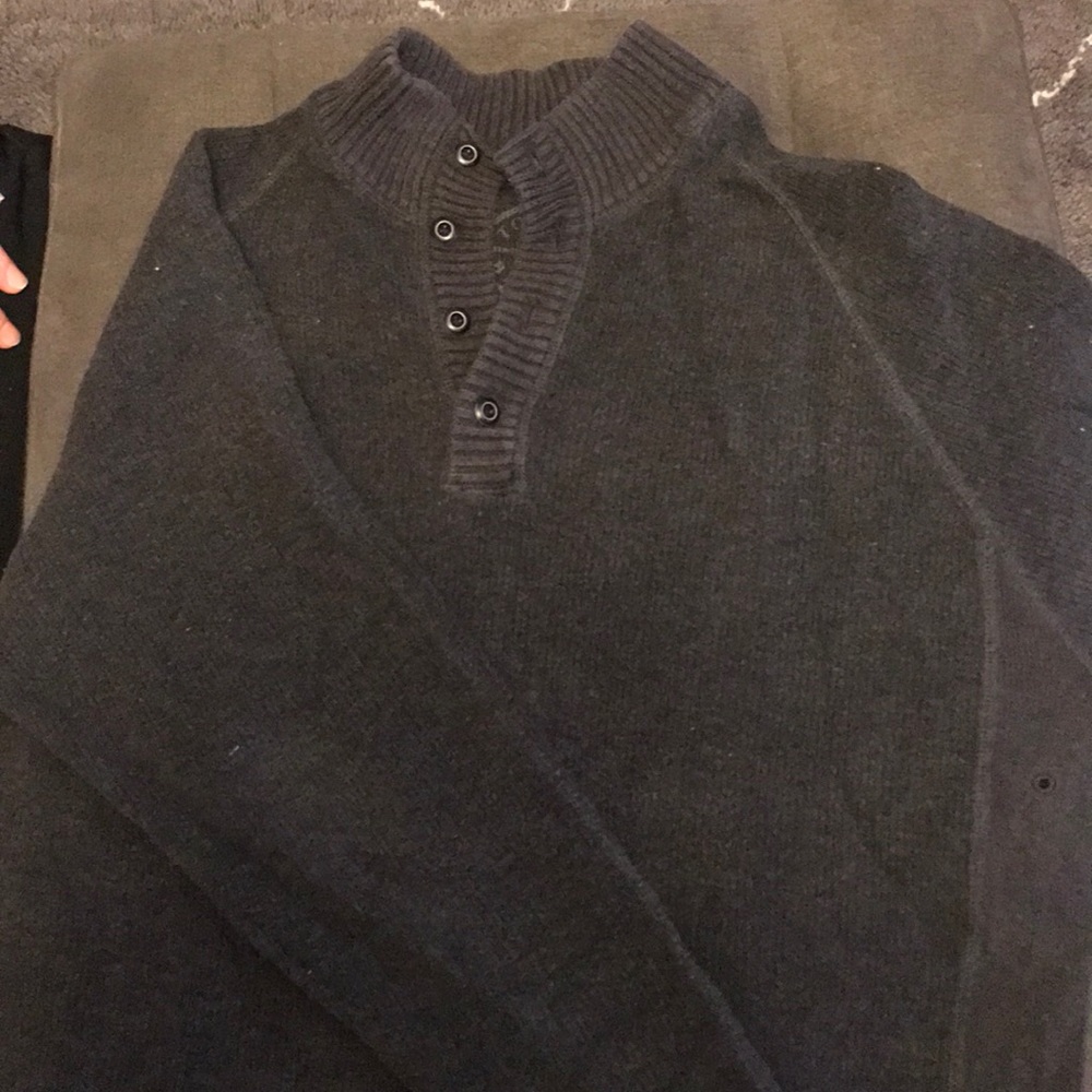 Tommy Bahama size medium gray charcoal sweater